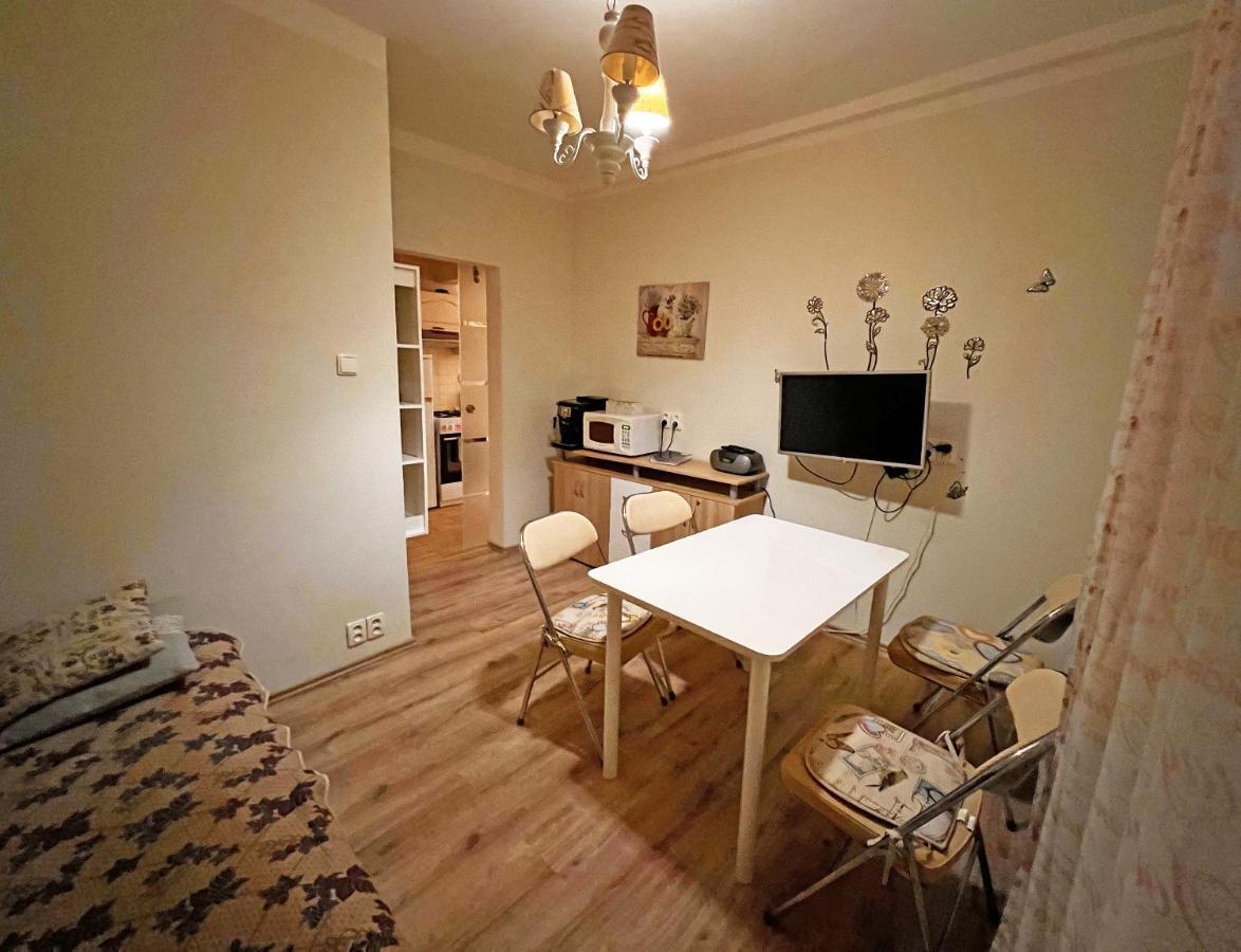 Jurincom Apartments Κάρλοβι Βάρι Εξωτερικό φωτογραφία
