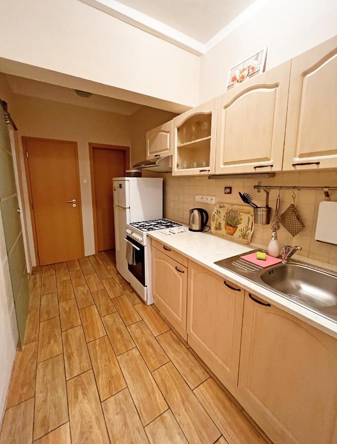 Jurincom Apartments Κάρλοβι Βάρι Εξωτερικό φωτογραφία