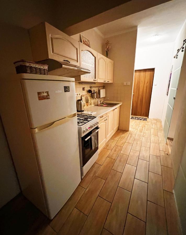 Jurincom Apartments Κάρλοβι Βάρι Εξωτερικό φωτογραφία